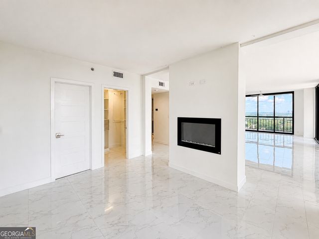 3481 Lakeside Drive NE APT P201, Atlanta, GA 30326