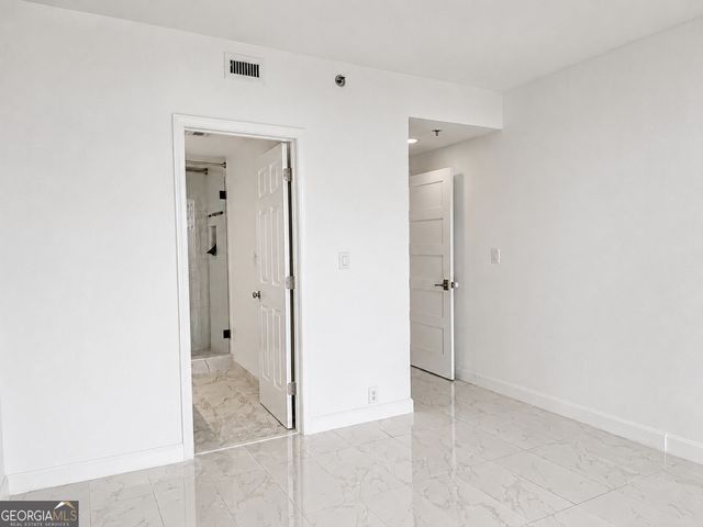 3481 Lakeside Drive NE APT P201, Atlanta, GA 30326