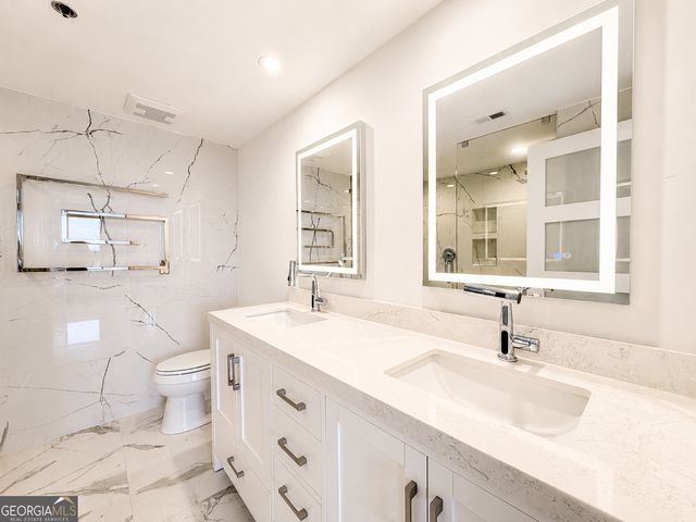 3481 Lakeside Drive NE APT P201, Atlanta, GA 30326
