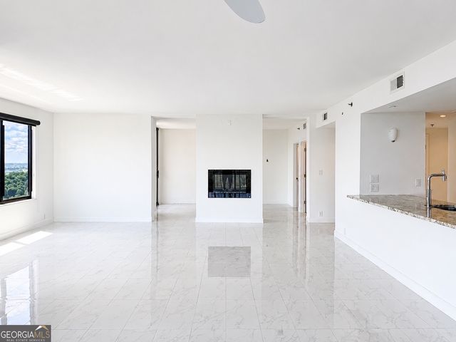 3481 Lakeside Drive NE APT P201, Atlanta, GA 30326
