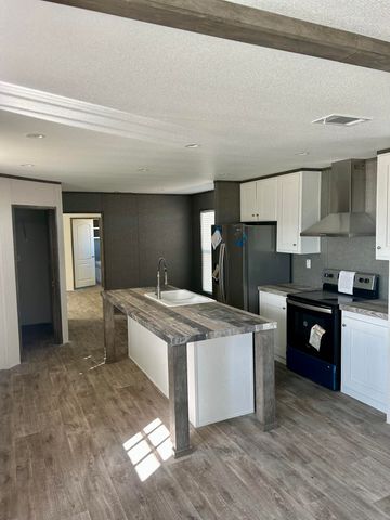 6929 Pr Kimber, Shallowater, TX 79363