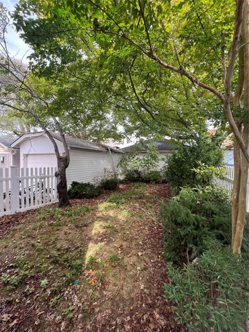 224 Beach 141st Street, Belle Harbor, NY 11694