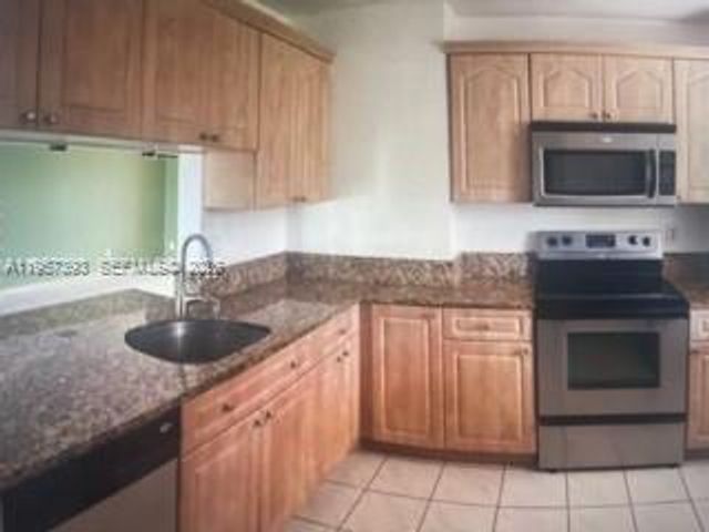 3652 NW 95th Terrace 7K, Sunrise, FL 33351