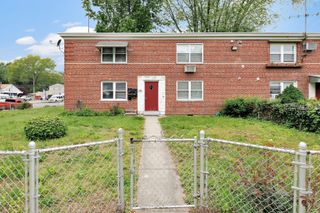 355 B Building 9 Granfield Avenue, Bridgeport, CT 06610
