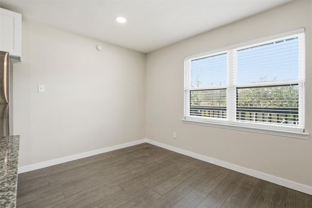 201 S Kansas Avenue C, League City, TX 77573