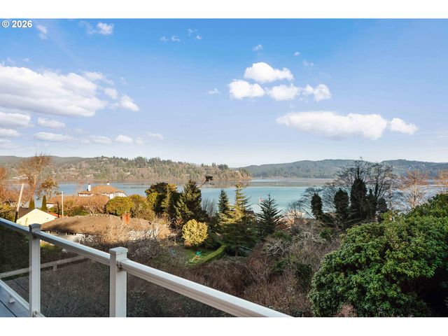 451 SIMPSON, North Bend, OR 97459