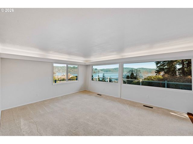 451 SIMPSON, North Bend, OR 97459