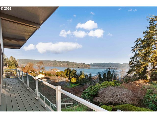 451 SIMPSON, North Bend, OR 97459