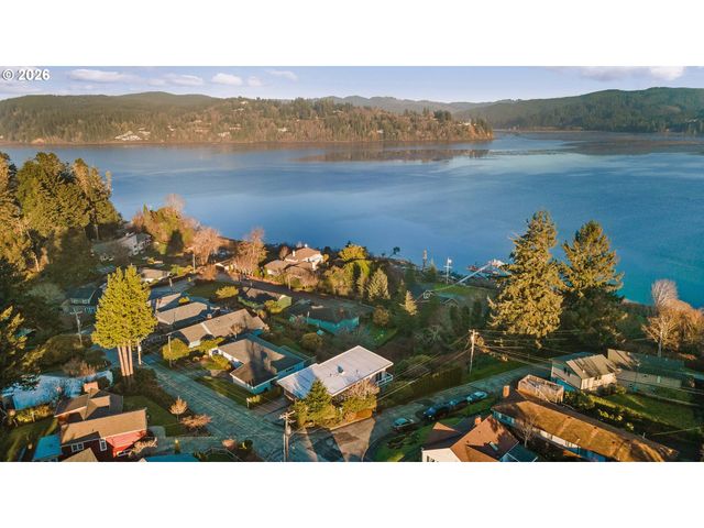 451 SIMPSON, North Bend, OR 97459