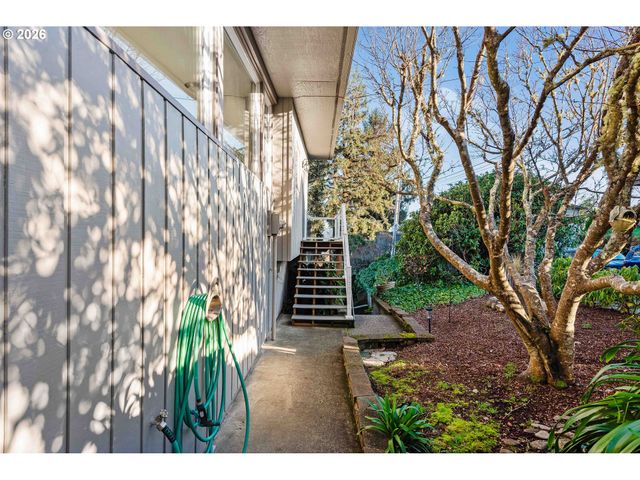 451 SIMPSON, North Bend, OR 97459