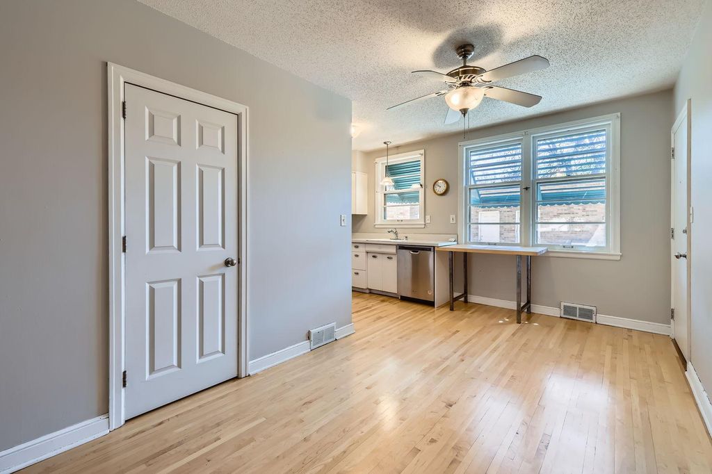 3527 Dupont Avenue S 3, Minneapolis, MN 55408 — photo 3