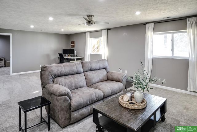 18943 Atlas Street, Omaha, NE 68130