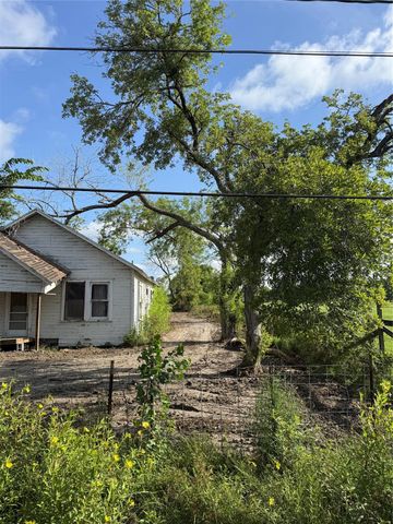 4905 Fuqua Street, Houston, TX 77048