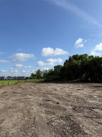 4905 Fuqua Street, Houston, TX 77048