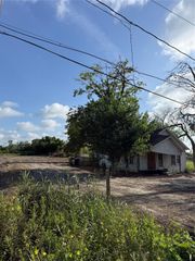 4905 Fuqua Street, Houston, TX 77048