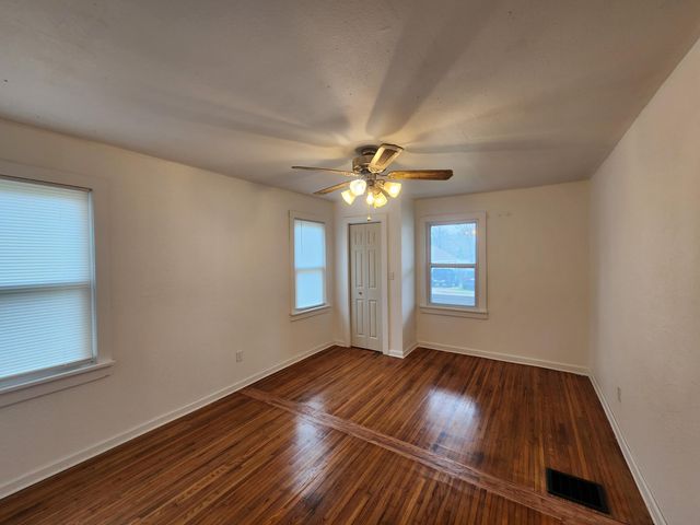 709 Garst Street, Cabool, MO 65689