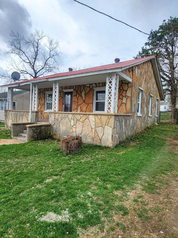 709 Garst Street, Cabool, MO 65689