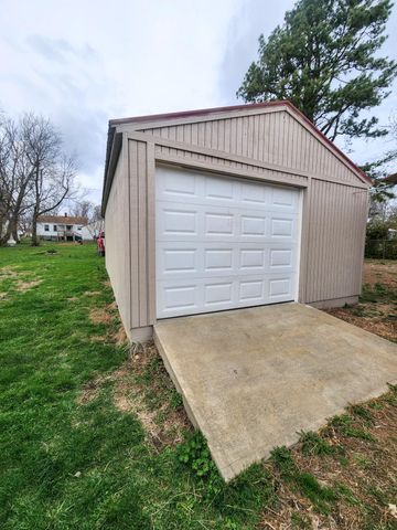 709 Garst Street, Cabool, MO 65689