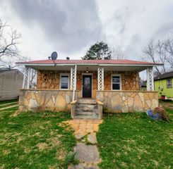 709 Garst Street, Cabool, MO 65689