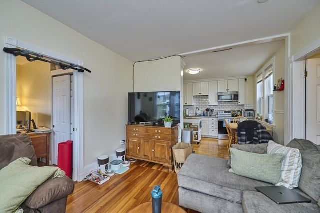 6 Bedford Street 3F, Somerville, MA 02143