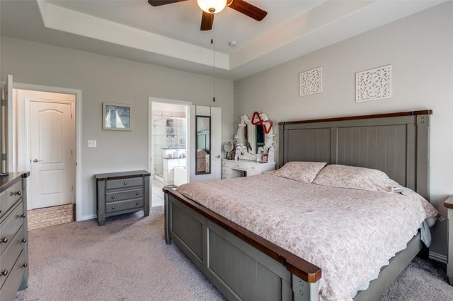 323 Natchez DR, Buda, TX 78610