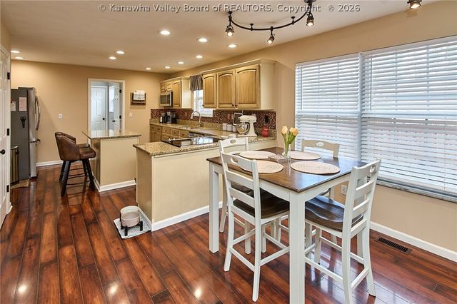 198 Bent Tree Estates, Scott Depot, WV 25560