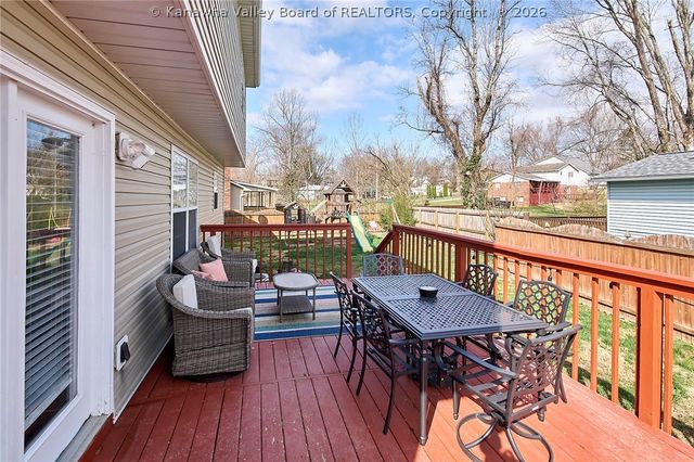 198 Bent Tree Estates, Scott Depot, WV 25560