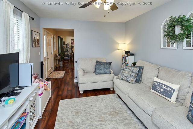 198 Bent Tree Estates, Scott Depot, WV 25560