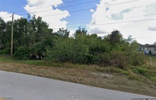 2414 Park RD, Lehigh Acres, FL 33971