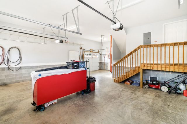 10309 Rophe Drive, Soddy Daisy, TN 37379