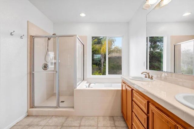 8286 Bryn Glen Way, San Diego, CA 92129