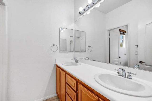 8286 Bryn Glen Way, San Diego, CA 92129