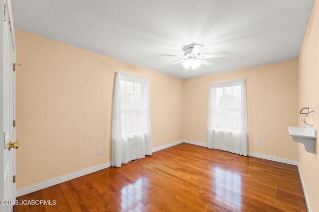 4370 STATE ROAD J, Fulton, MO 65251