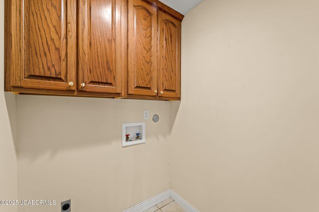 4370 STATE ROAD J, Fulton, MO 65251