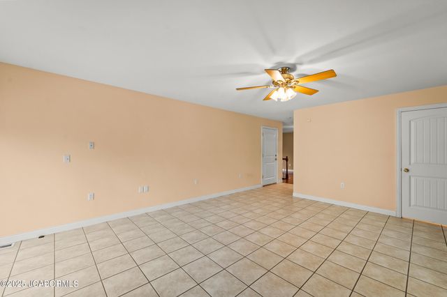 4370 STATE ROAD J, Fulton, MO 65251