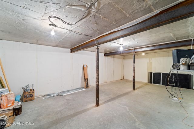 4370 STATE ROAD J, Fulton, MO 65251