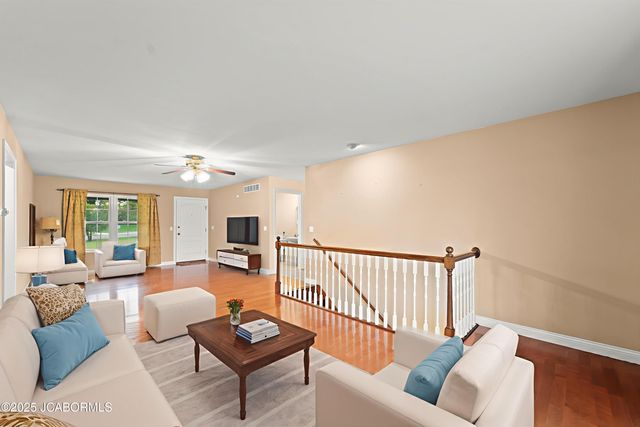 4370 STATE ROAD J, Fulton, MO 65251