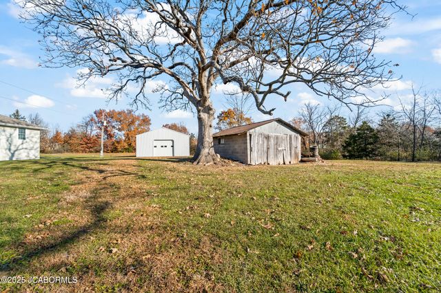 4370 STATE ROAD J, Fulton, MO 65251