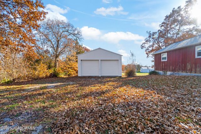 4370 STATE ROAD J, Fulton, MO 65251