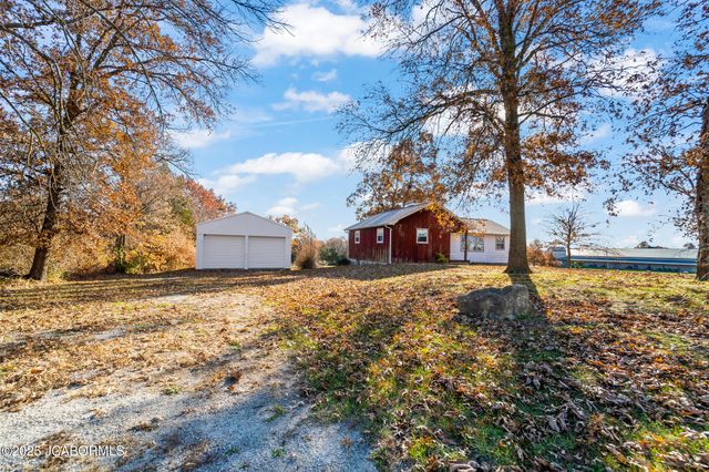 4370 STATE ROAD J, Fulton, MO 65251