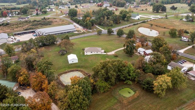 4370 STATE ROAD J, Fulton, MO 65251