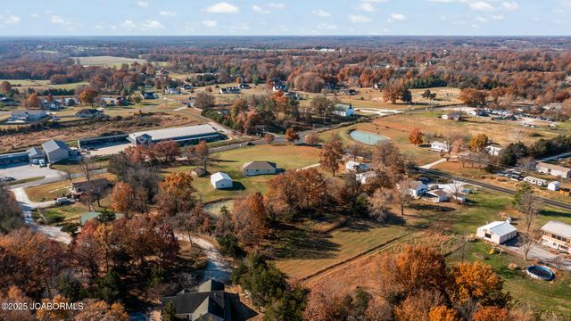 4370 STATE ROAD J, Fulton, MO 65251