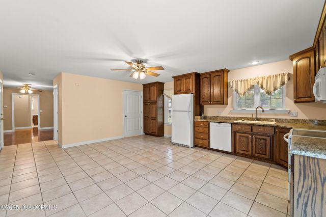 4370 STATE ROAD J, Fulton, MO 65251