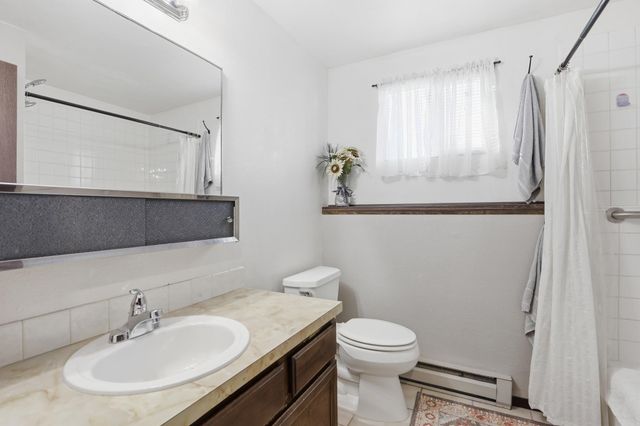 8111 E Harrington Ave, Spokane Valley, WA 99212