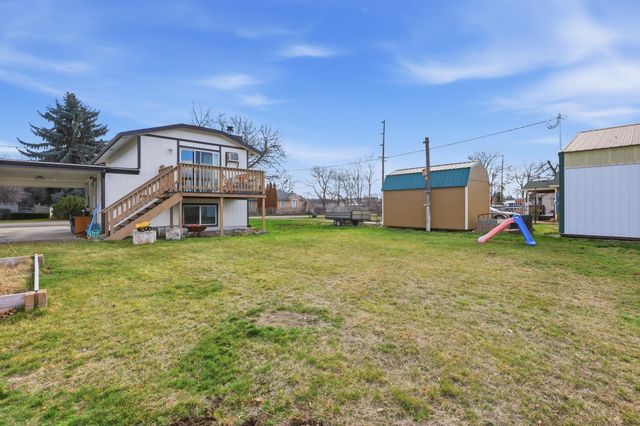 8111 E Harrington Ave, Spokane Valley, WA 99212