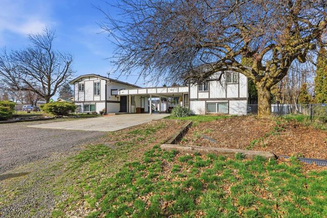 8111 E Harrington Ave, Spokane Valley, WA 99212