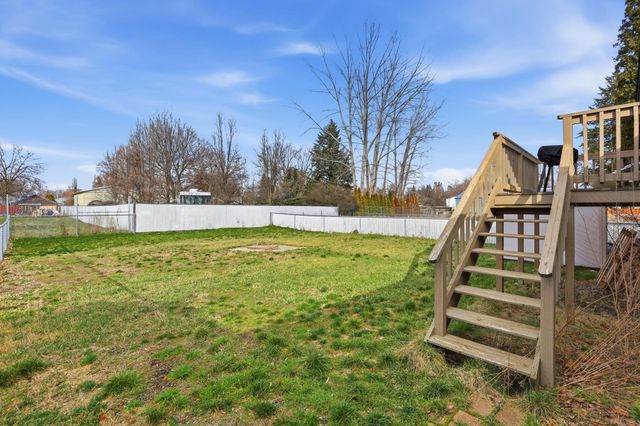 8111 E Harrington Ave, Spokane Valley, WA 99212