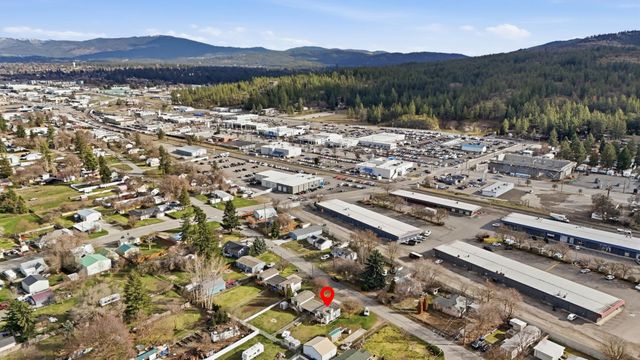 8111 E Harrington Ave, Spokane Valley, WA 99212