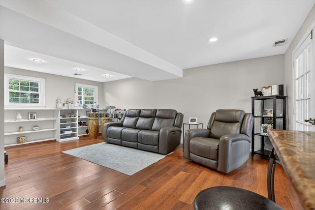 824 Knight Street, Toms River, NJ 08753