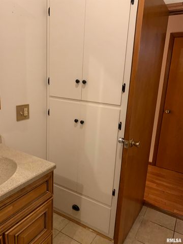 4347 N KOERNER Road, Peoria, IL 61615